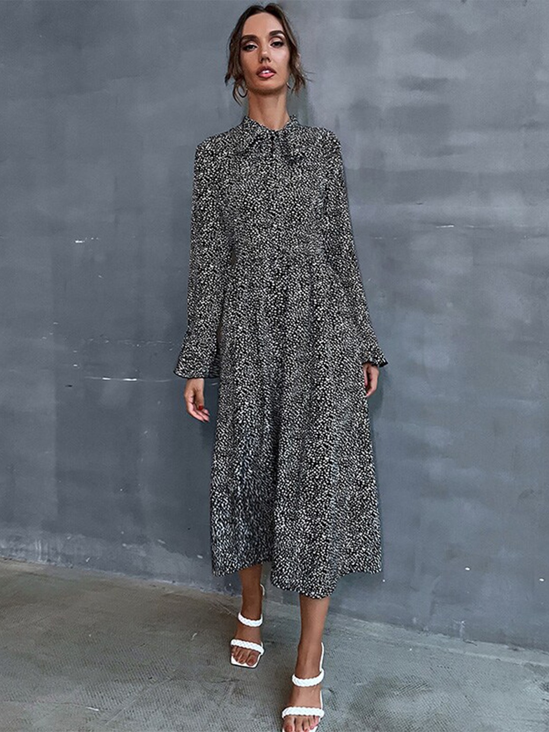 

StyleCast Black Abstract Printed Shirt Collar A-Line Midi Dress