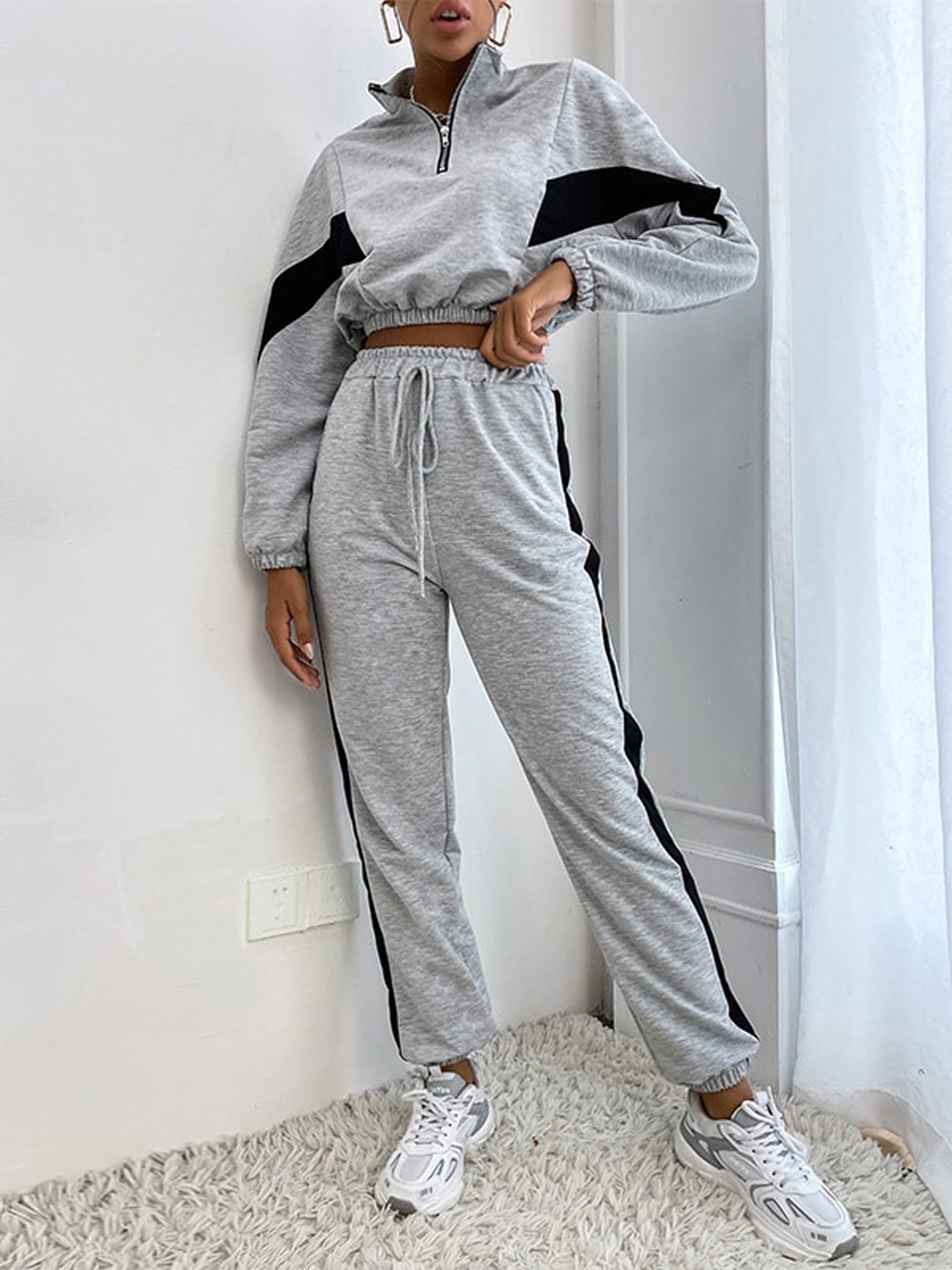 

StyleCast Grey Colorblocked Sweatshirt With Joggers