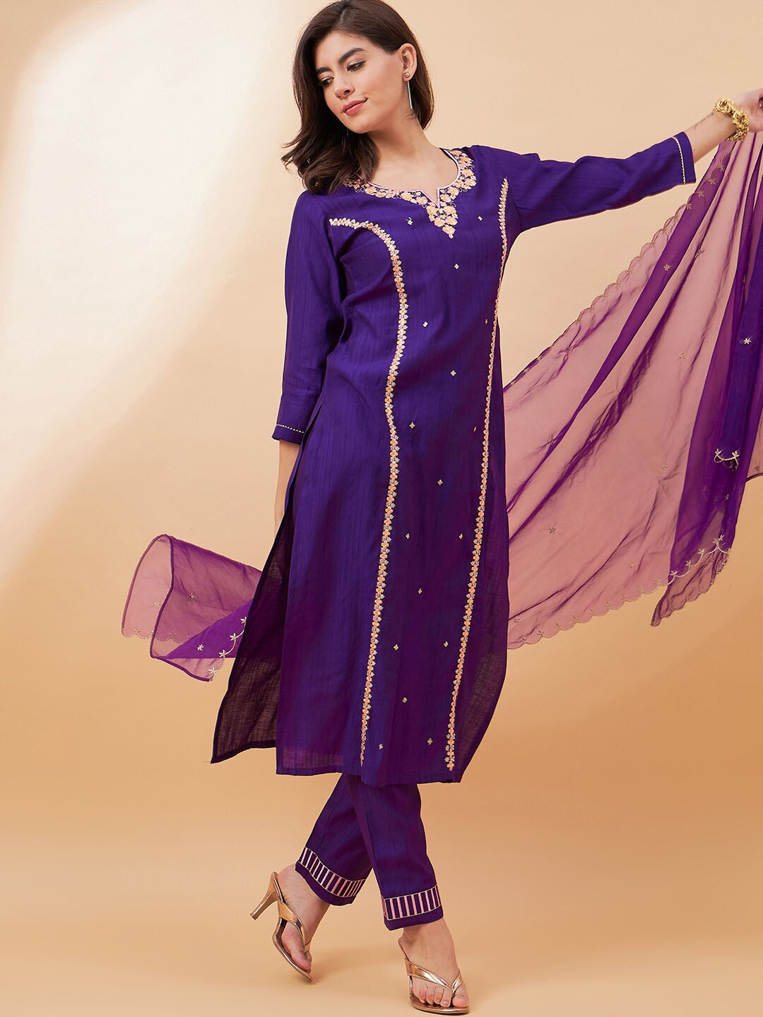 

all about you Purple Floral Embroidered Regular Sequinned Kurta With Trousers & Dupatta