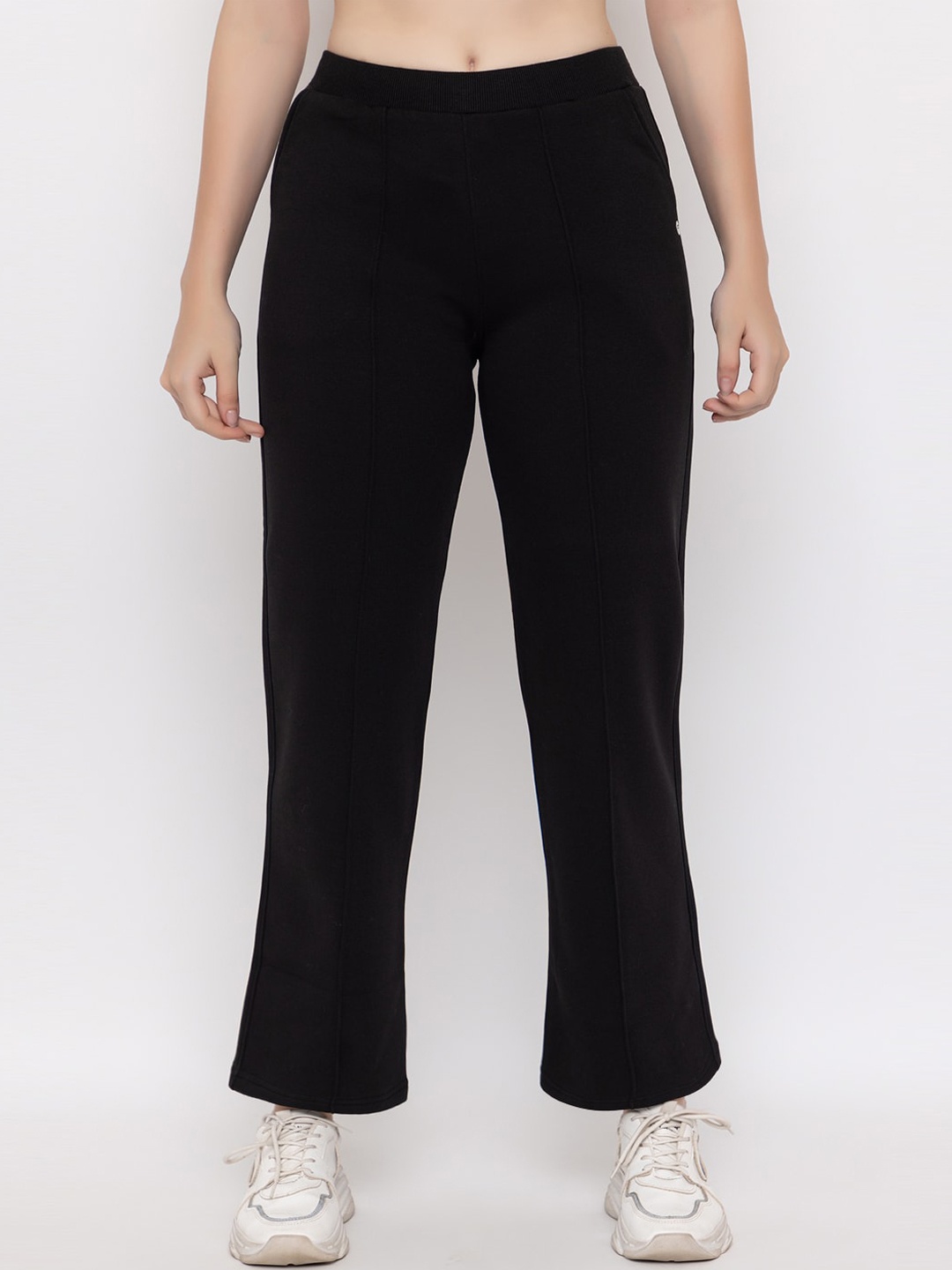 

FEMEA Women Straight-Fit Fleece Track Pant, Black