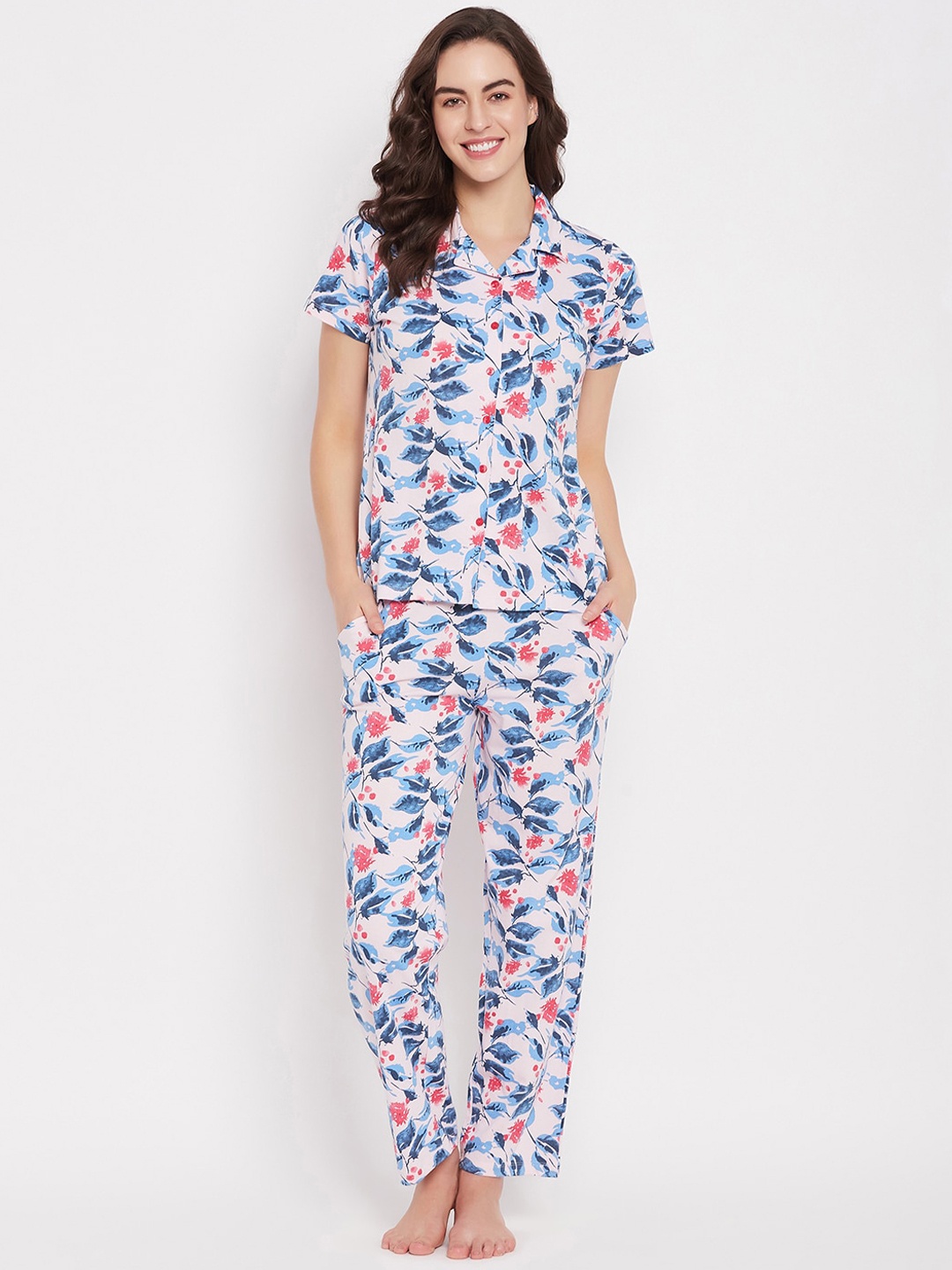 

Clovia White Floral Printed Pure Cotton Shirt & Pyjamas