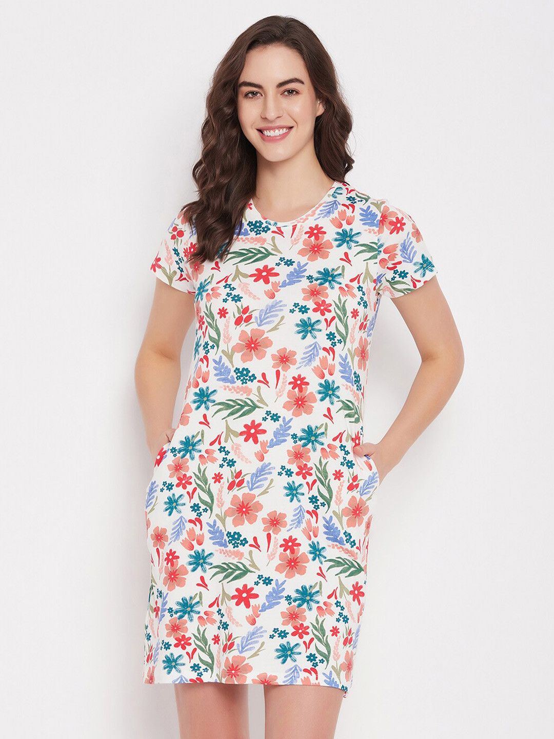 

Clovia White Floral Printed Cotton Nightdress