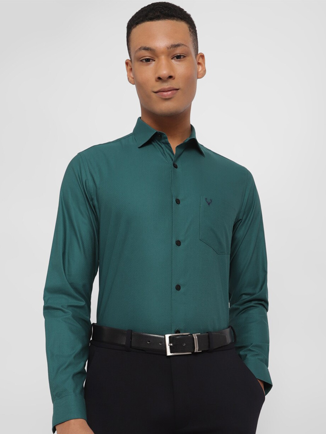 

Allen Solly Slim Fit Pure Cotton Formal Shirt, Green