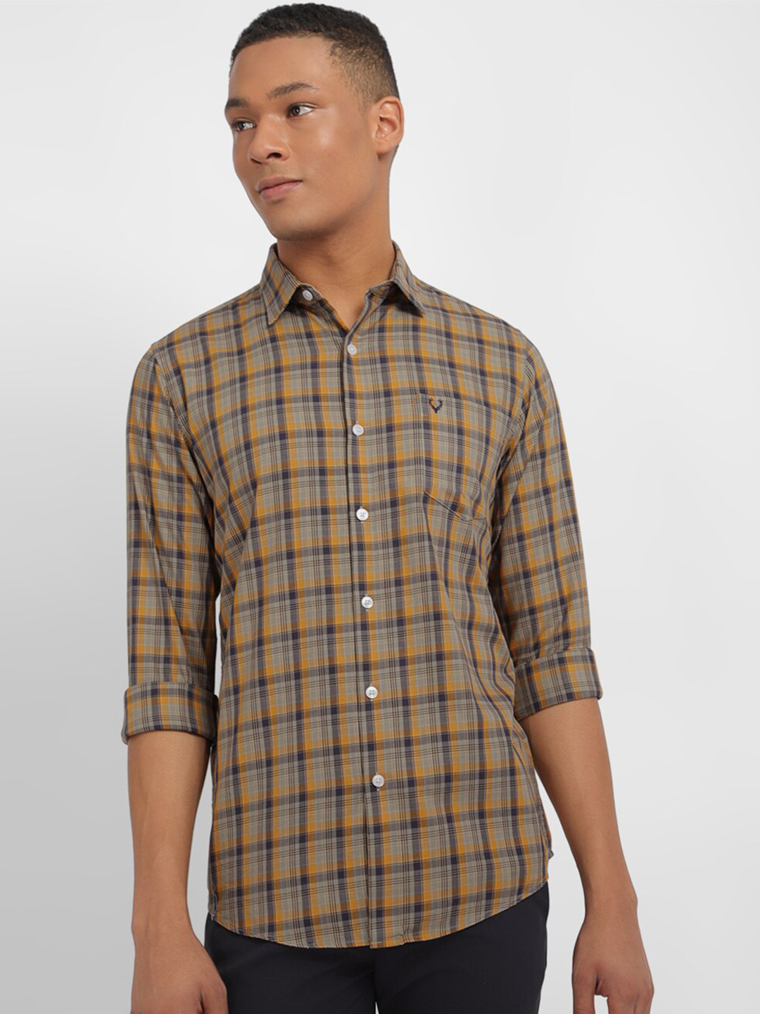 

Allen Solly Men Slim Fit Checked Pure Cotton Casual Shirt, Green