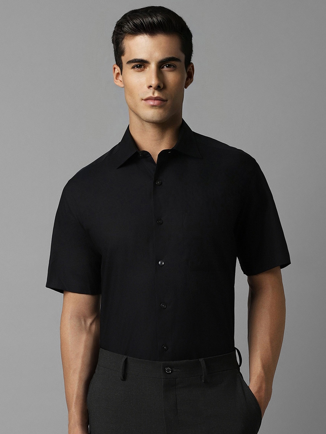 

Louis Philippe Men Black Opaque Formal Shirt