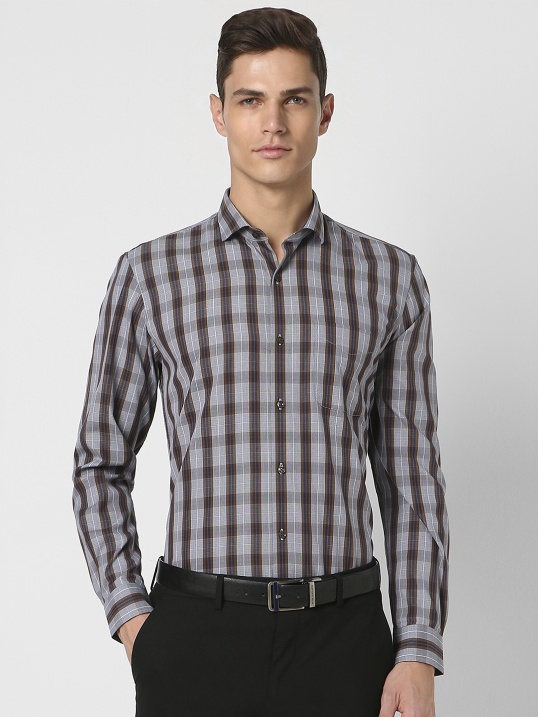 

Peter England Men Grey Slim Fit Opaque Checked Formal Shirt