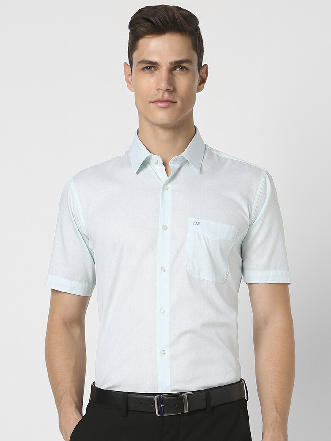 

Peter England Spread Collar Pure Cotton Formal Shirt, Blue