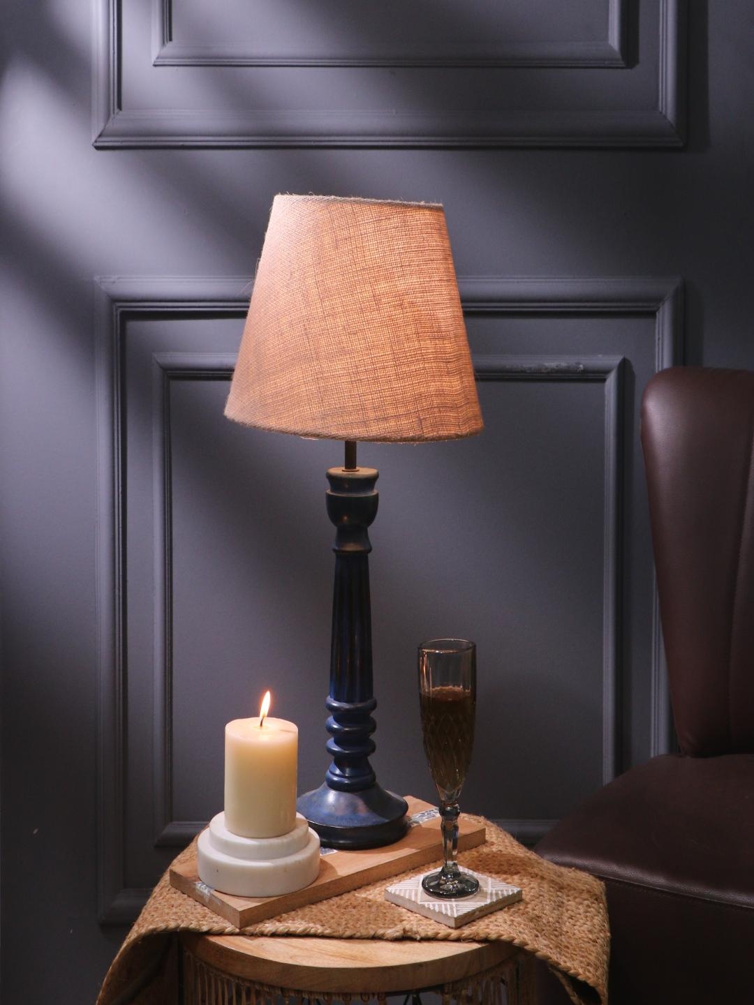 

The Decor Mart White & Blue Textured Table Lamp