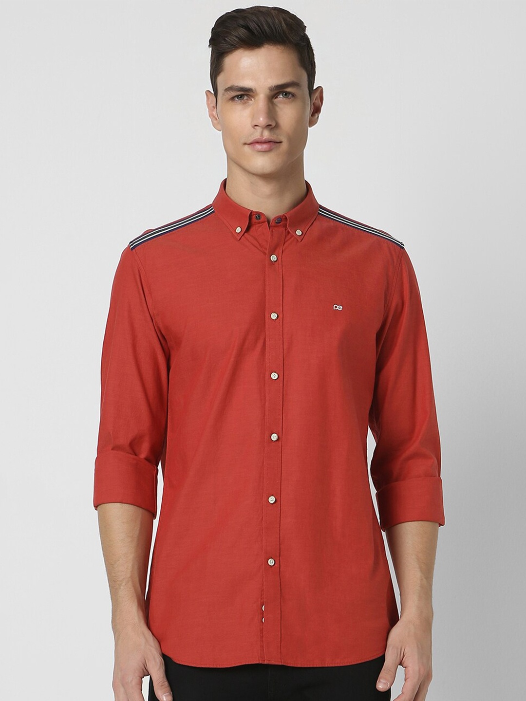 

Peter England Casuals Slim Fit Button-Down Collar Cotton Casual Shirt, Red