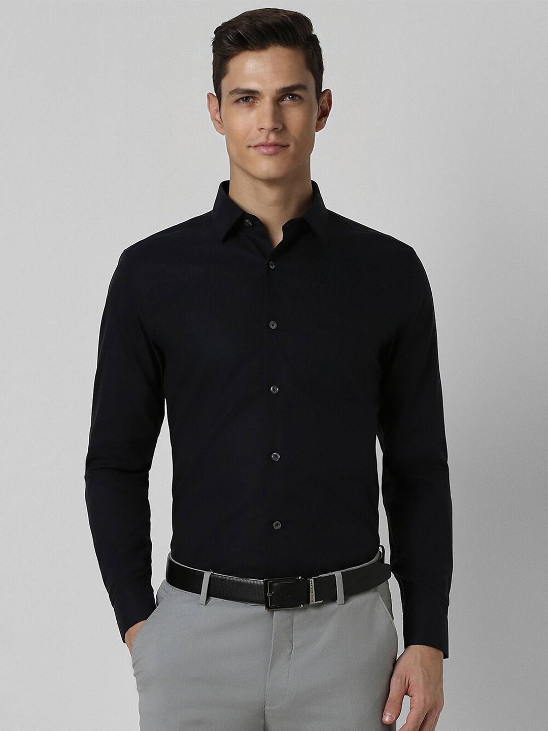 

Peter England Elite Slim Fit Pure Cotton Formal Shirt, Black