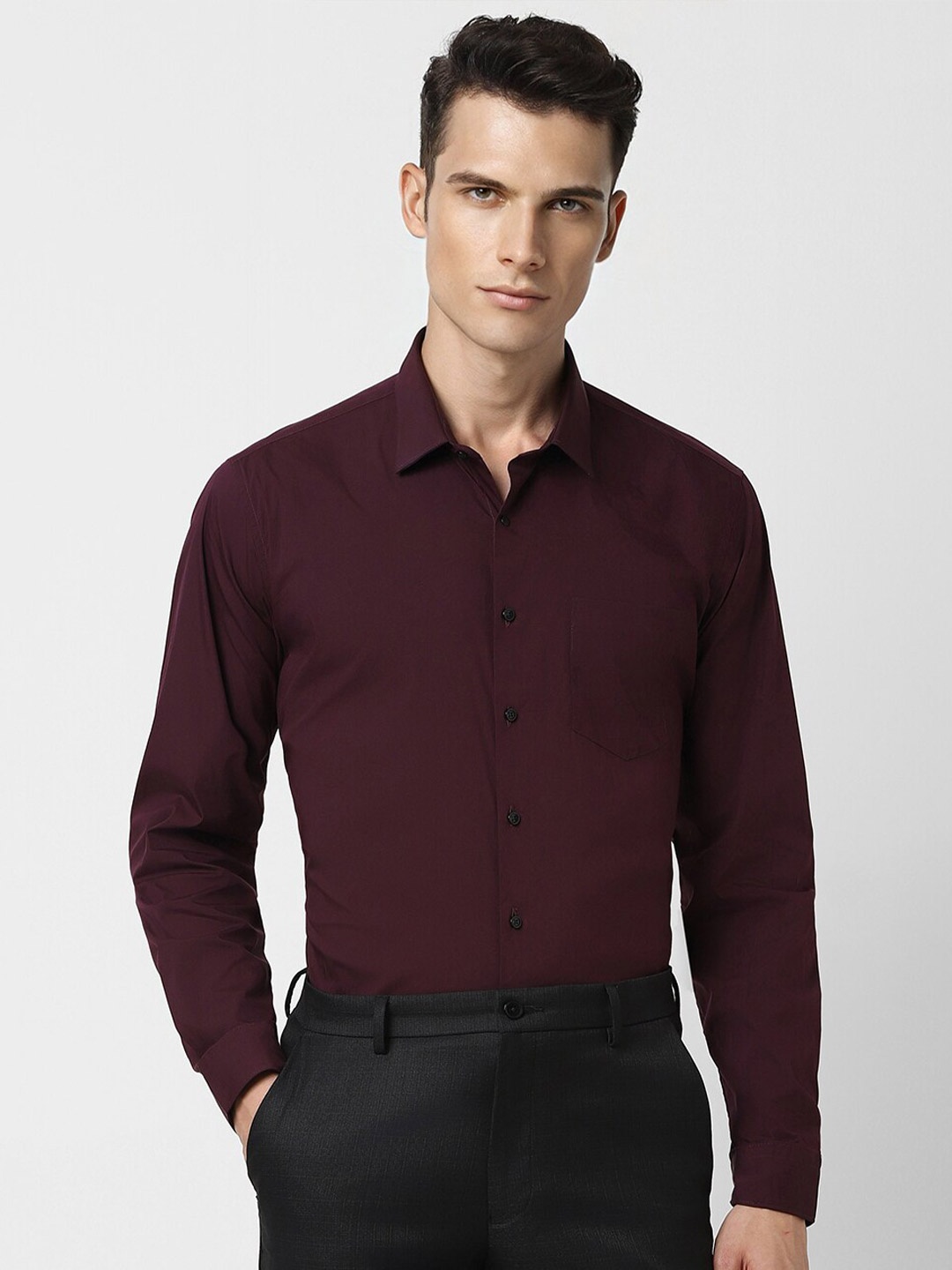 

Van Heusen Slim Fit Spread Collar Formal Shirt, Purple