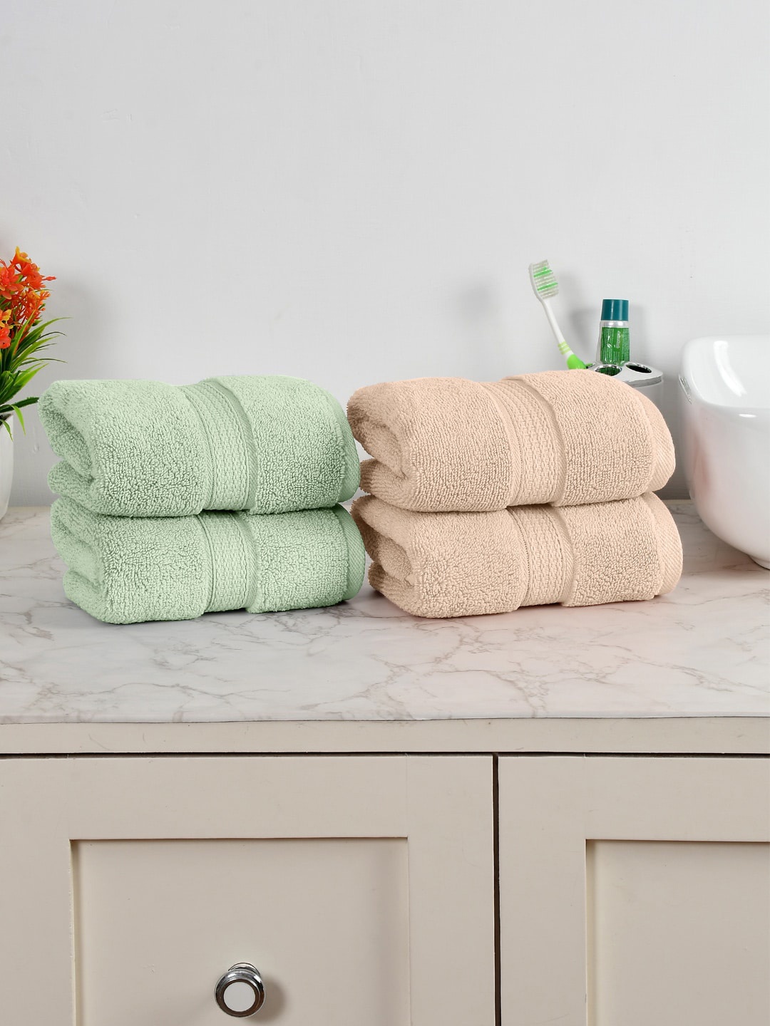

AVI Living Green Peach 4 Pieces Cotton Anti microbial 550 GSM Hand Towels