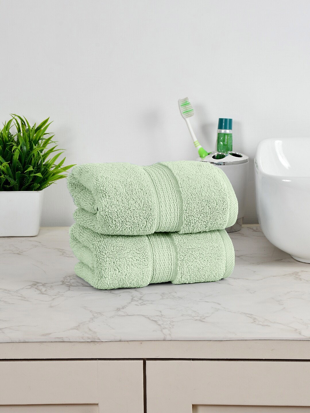 

AVI Living Green 2 Pieces Cotton Anti microbial 550 GSM Hand Towels