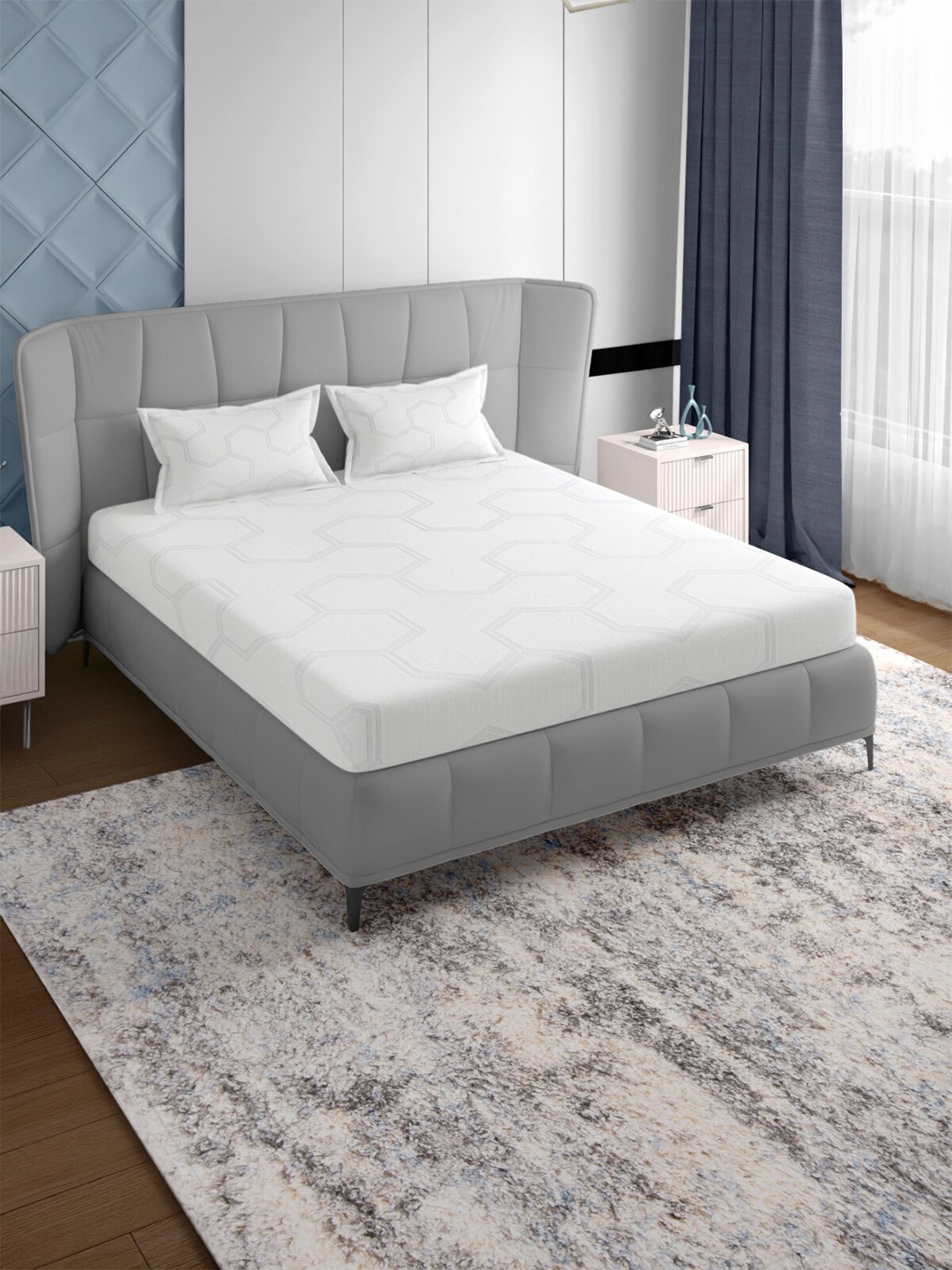 

PETAL HOME White Jaquard 500 TC Queen Bedsheet with 2 Pillow Covers