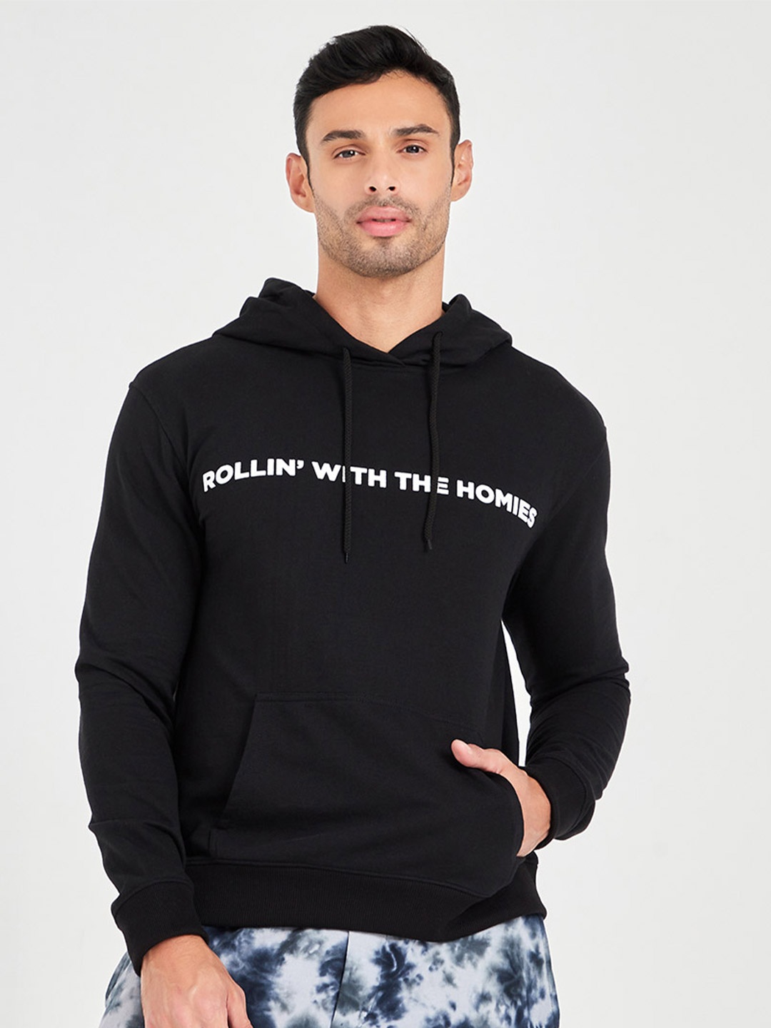 

Styli Men Slogan Text Print Relaxed Fit Hoodie, Black