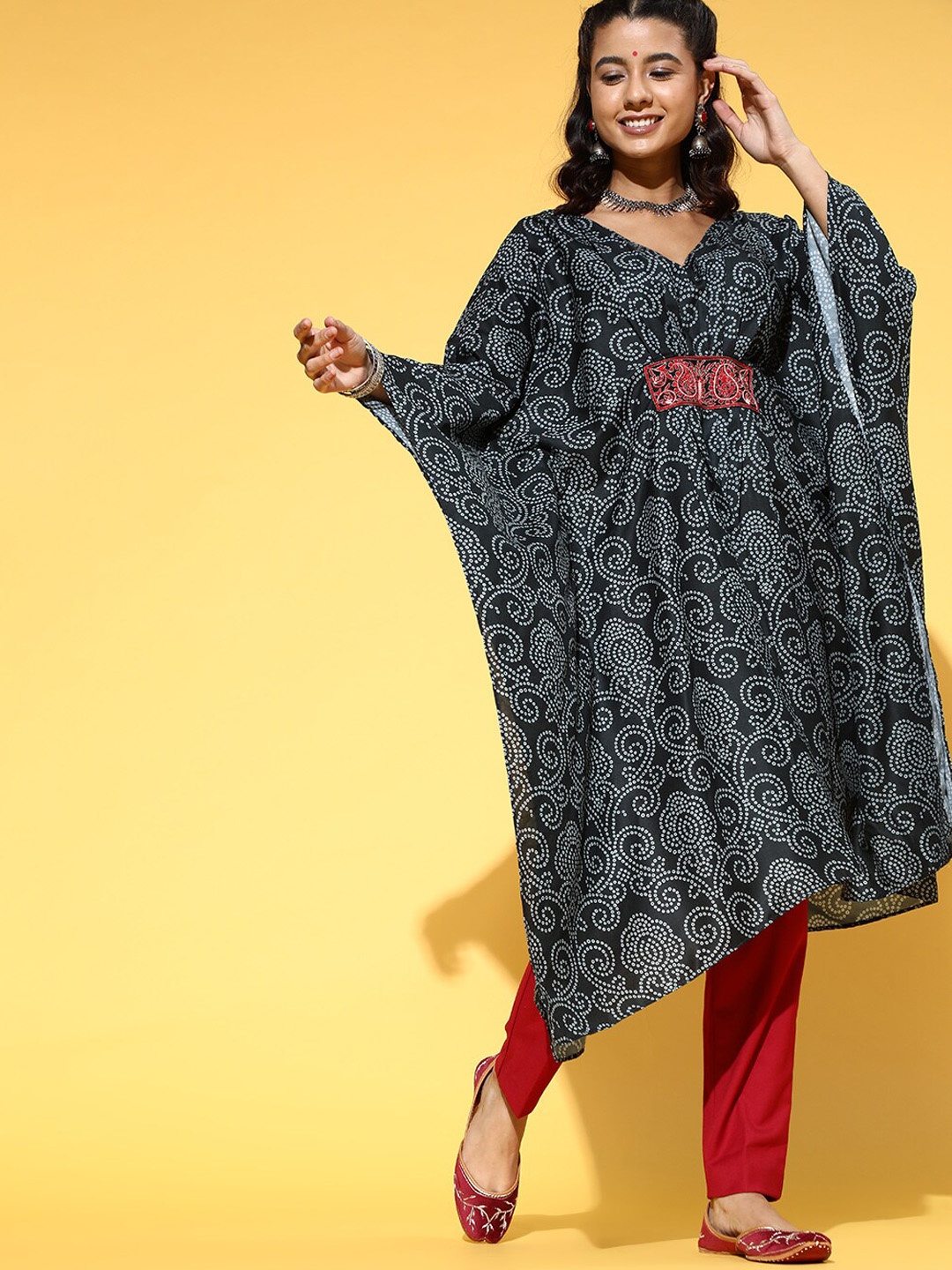 

KALINI Bandhani Printed Extended Sleeves Silk Kaftan Kurta, Black