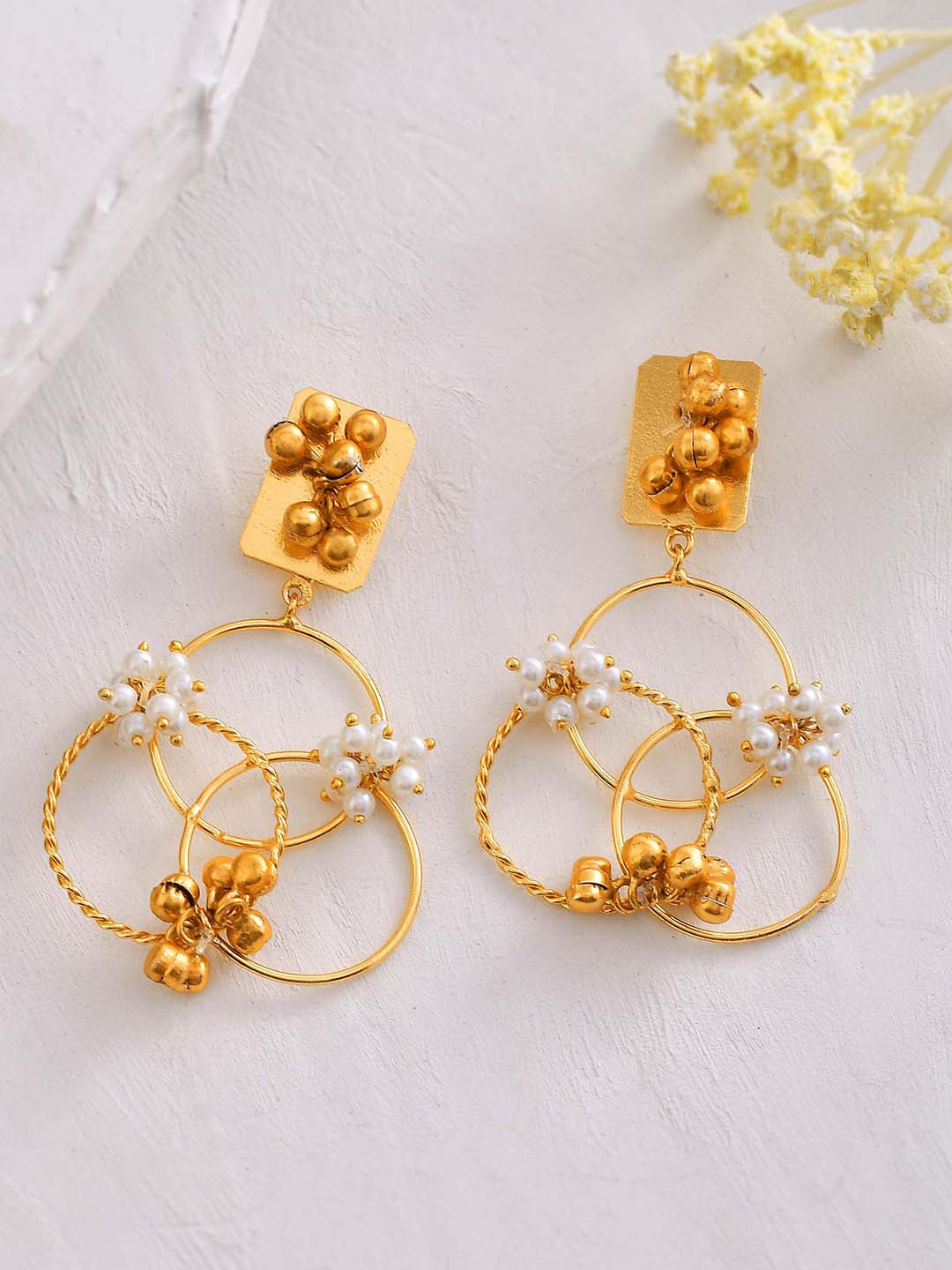 

ZURII Gold-Plated Contemporary Drop Earrings