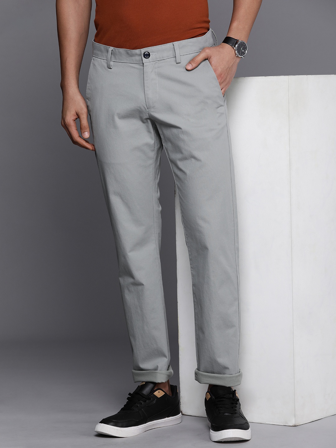 

Allen Solly Men Solid Slim Fit Chinos Trousers, Grey