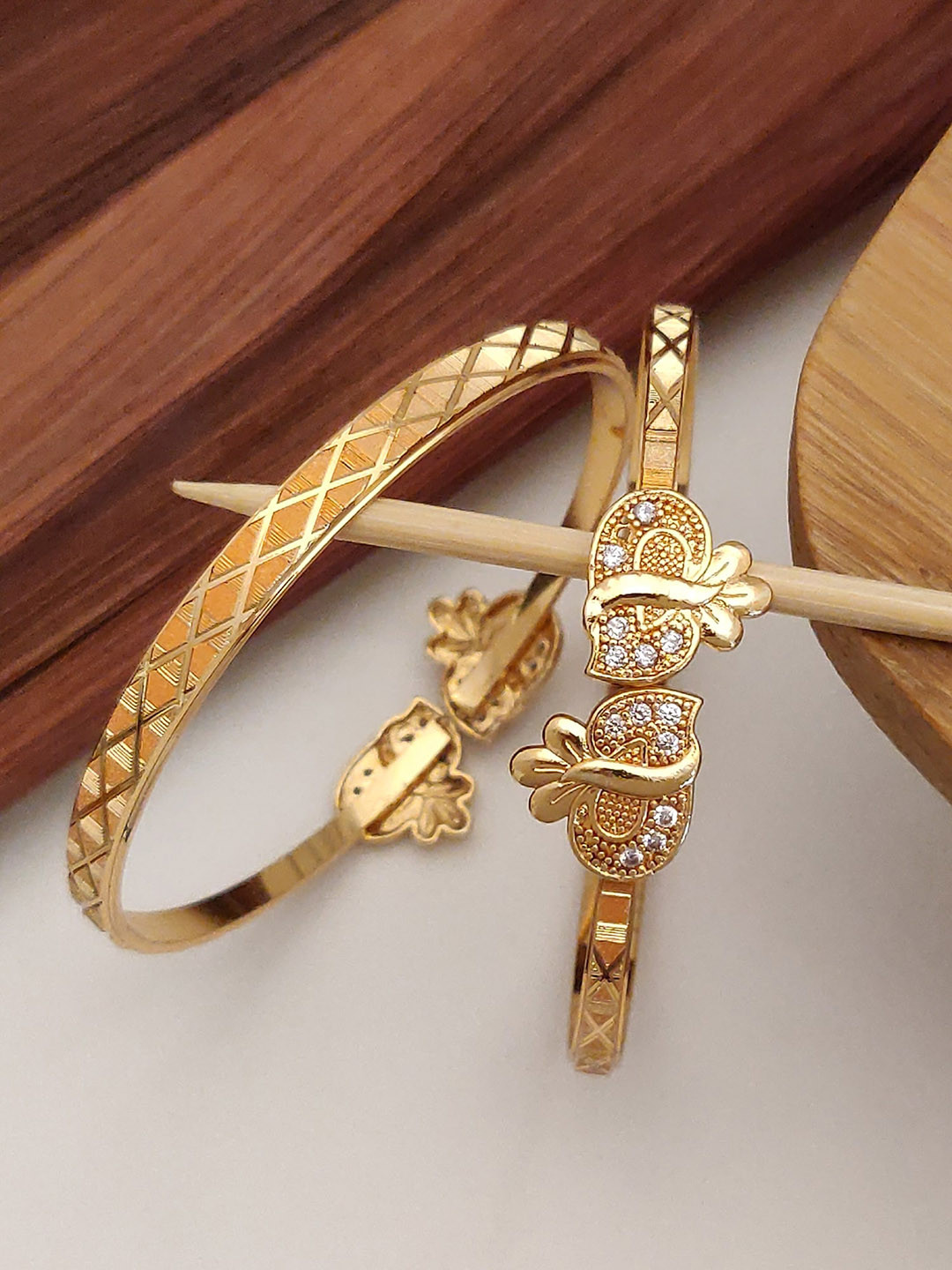 

Shining Diva Set Of 2 Gold-Plated Crystals-Studded Bangles