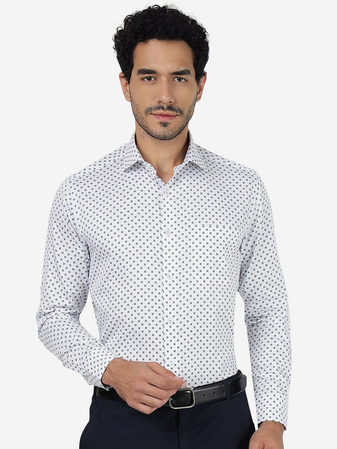 

METAL Slim Fit Geometric Printed Pure Cotton Formal Shirt, White