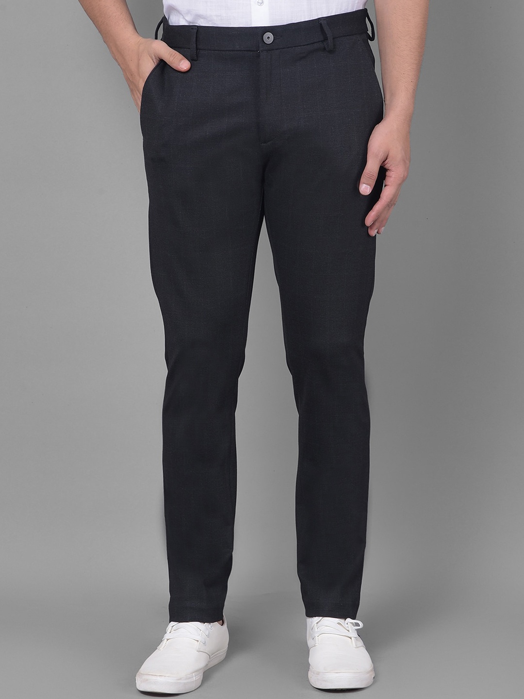 

Crimsoune Club Men Slim Fit Mid-Rise Checked Trouser, Black