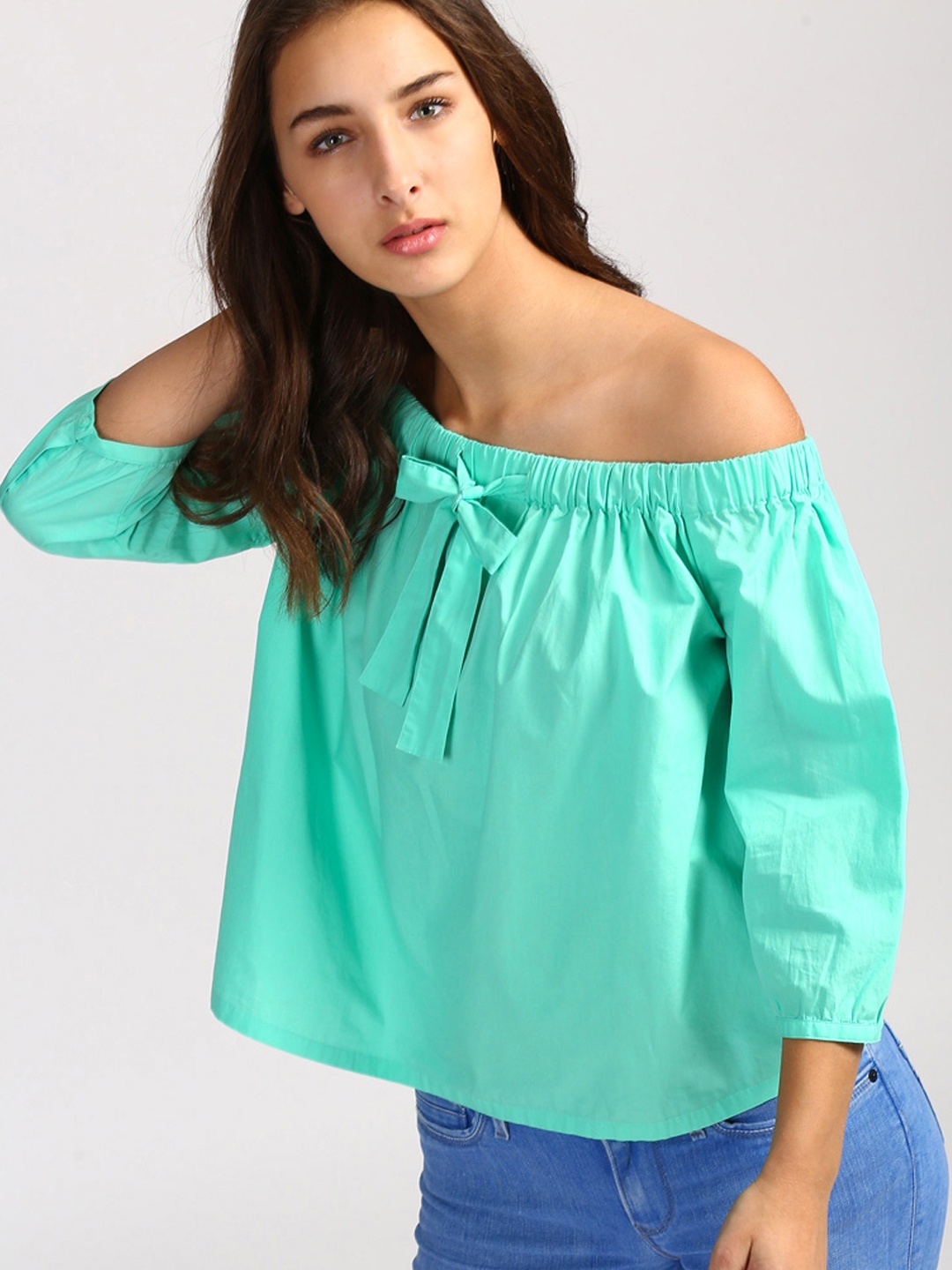 

Levis Women Sea Green Solid Bardot Pure Cotton Top