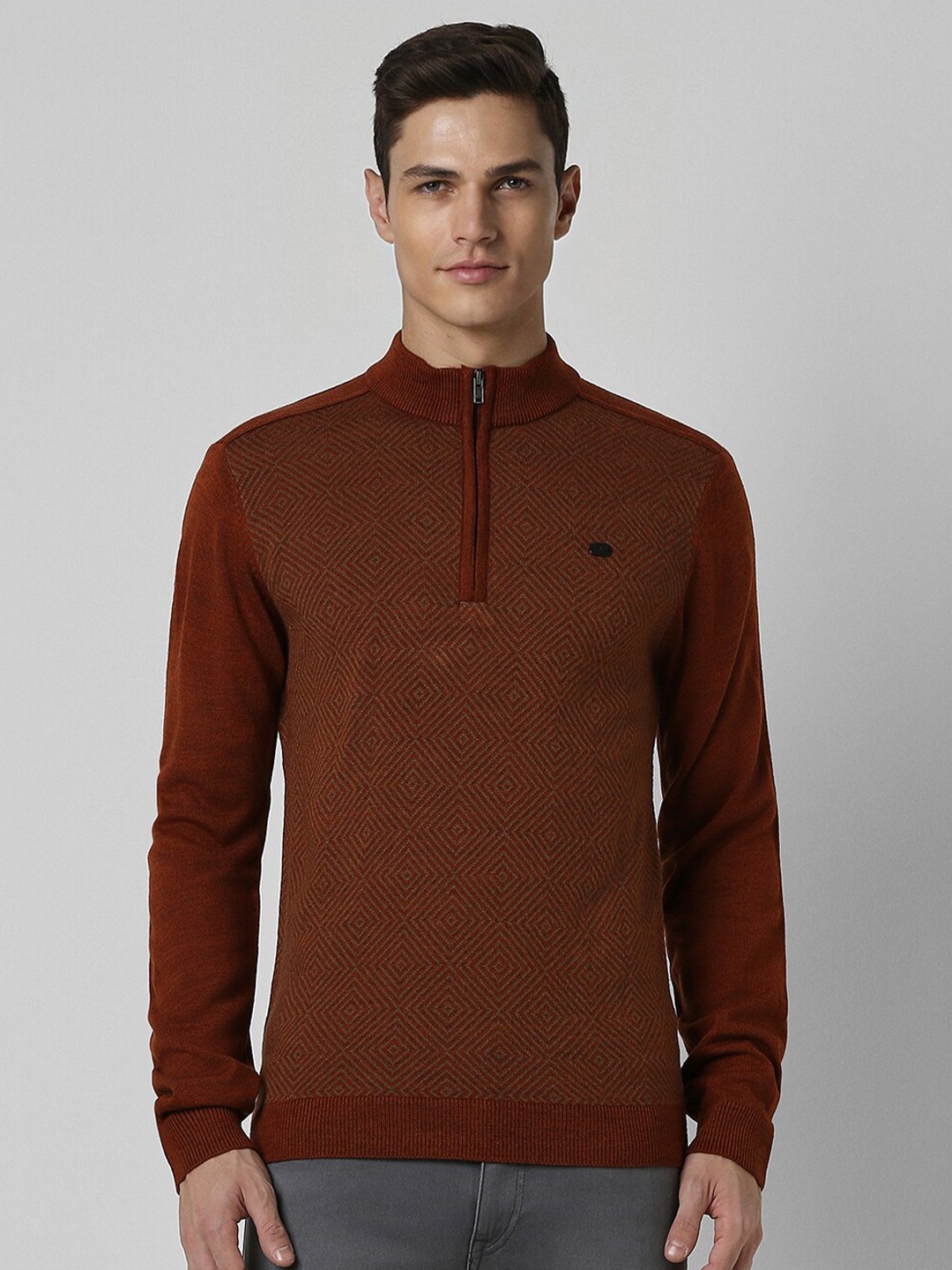 

Peter England Casuals Geometric Printed Acrylic Pullover Sweater, Maroon