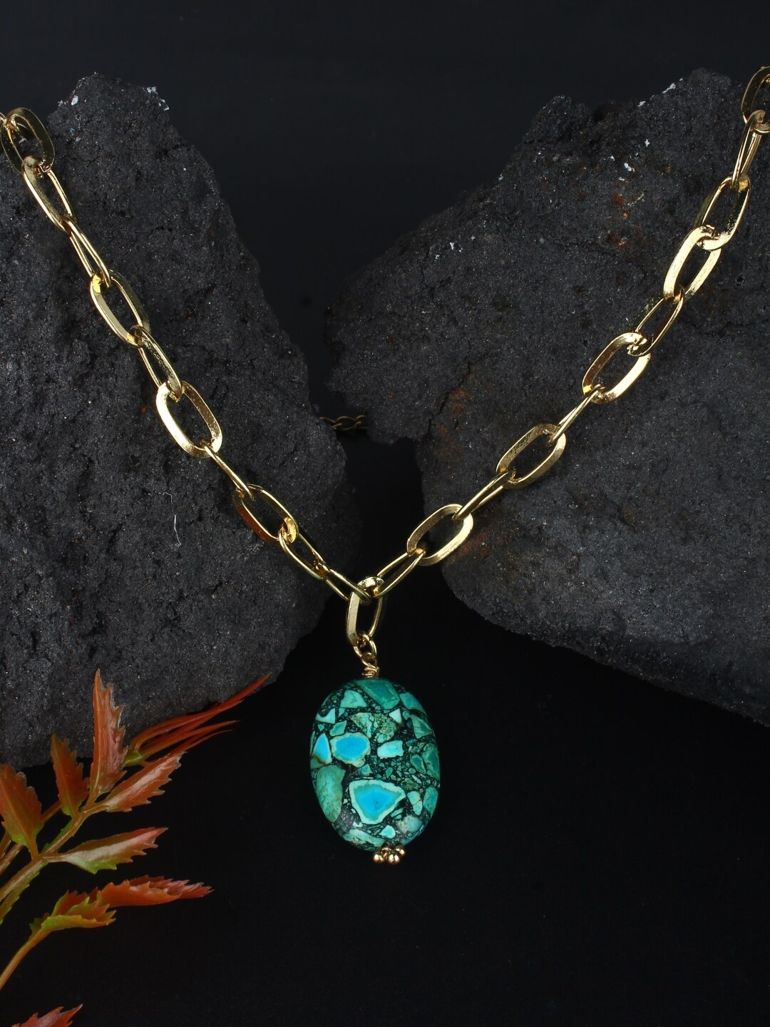 

Stylecast X KPOP Brass Gold-Plated Stone Studded Necklace