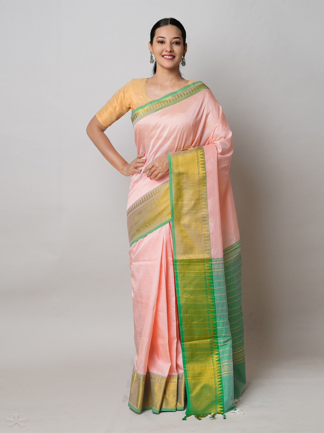 

Unnati Silks Handloom Pure Silk Narayan Peth Saree, Pink
