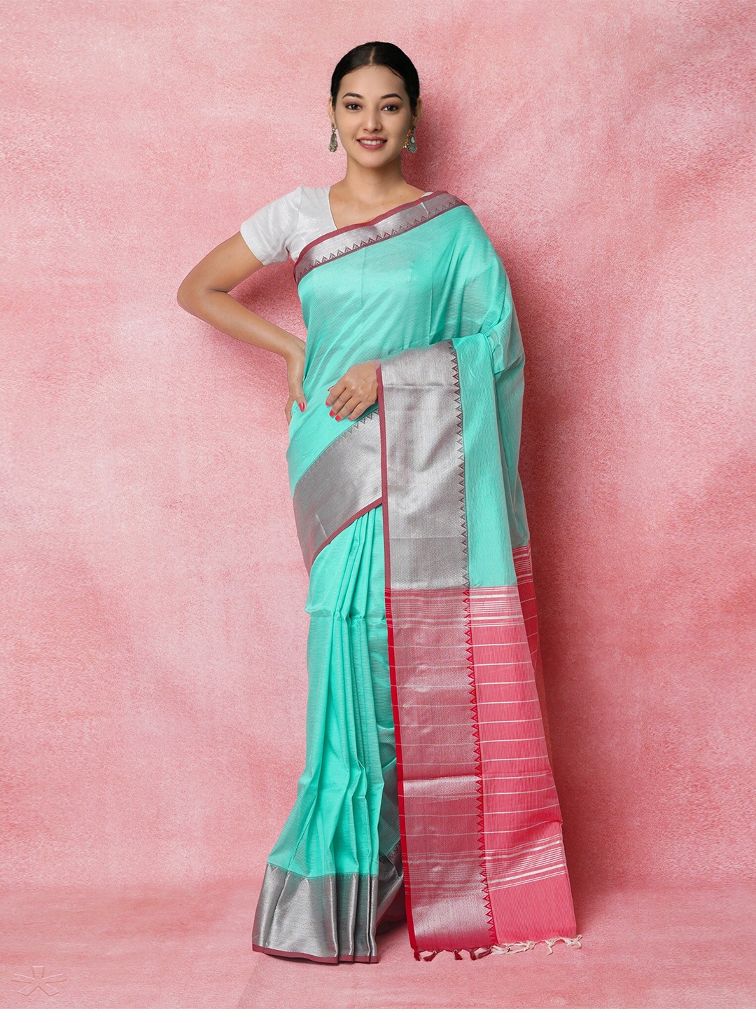 

Unnati Silks Woven Design Zari Pure Silk Mangalagiri Saree, Green