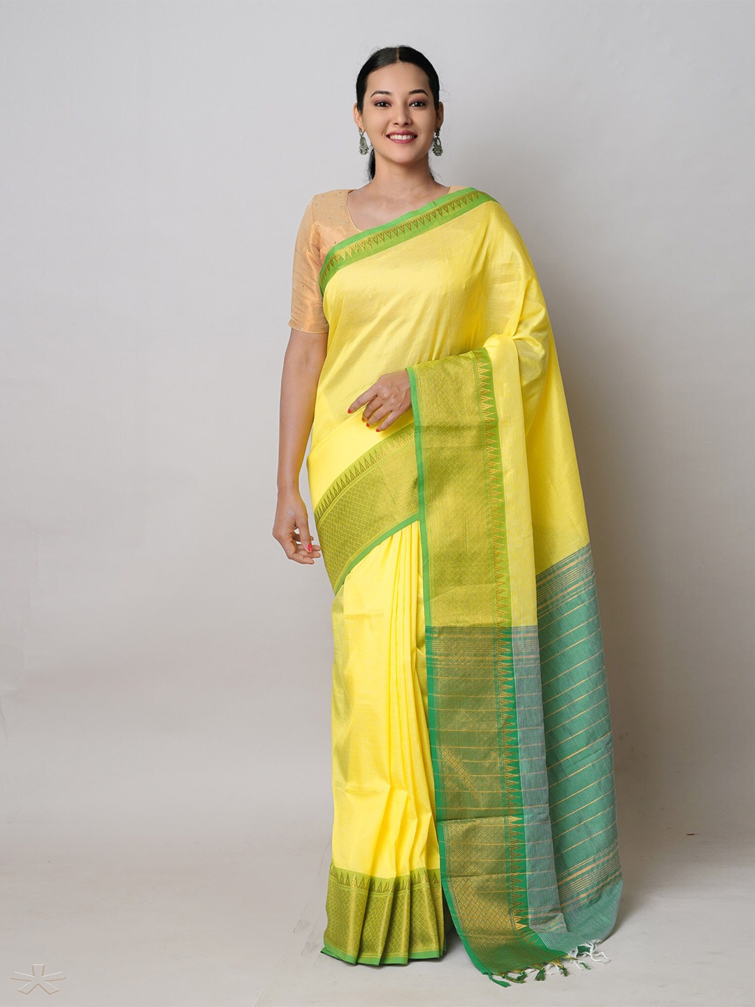 

Unnati Silks Handloom Pure Silk Narayan Peth Saree, Yellow