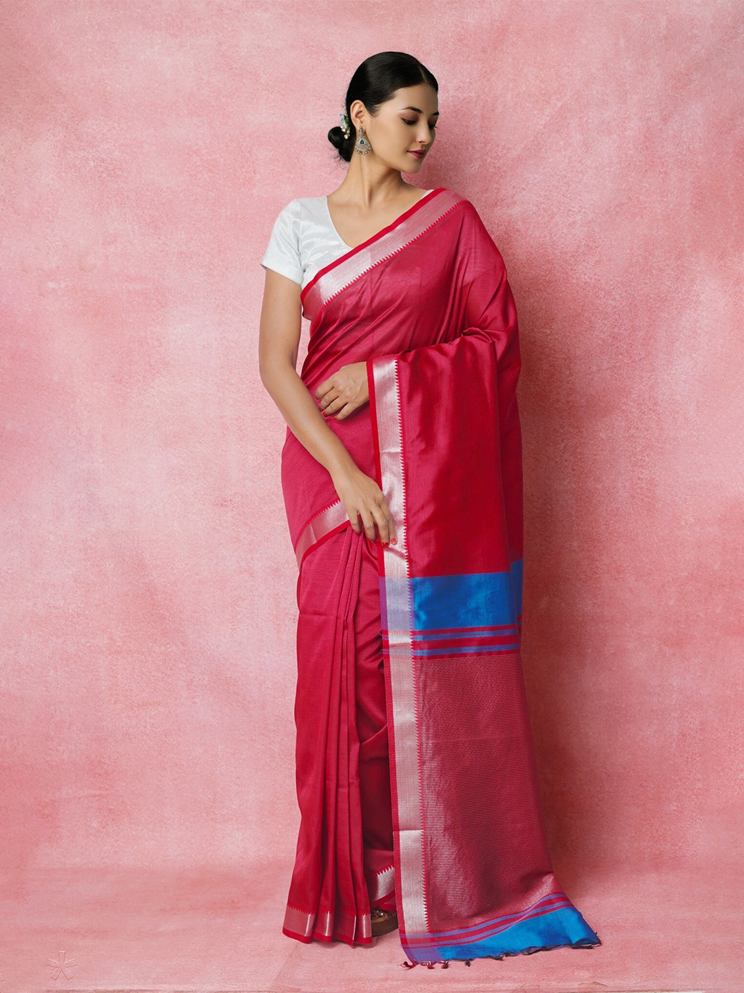 

Unnati Silks Pure Silk Handloom Mangalagiri Saree, Maroon