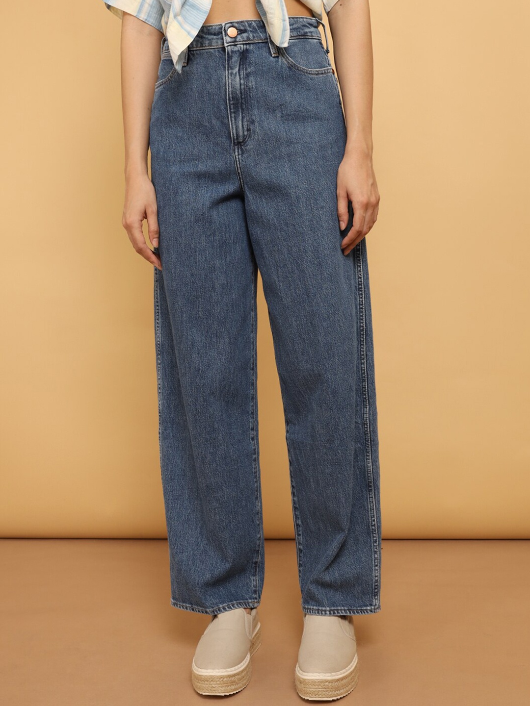 

Wrangler Women Wide Leg High-Rise Clean Look Cotton Jeans, Blue