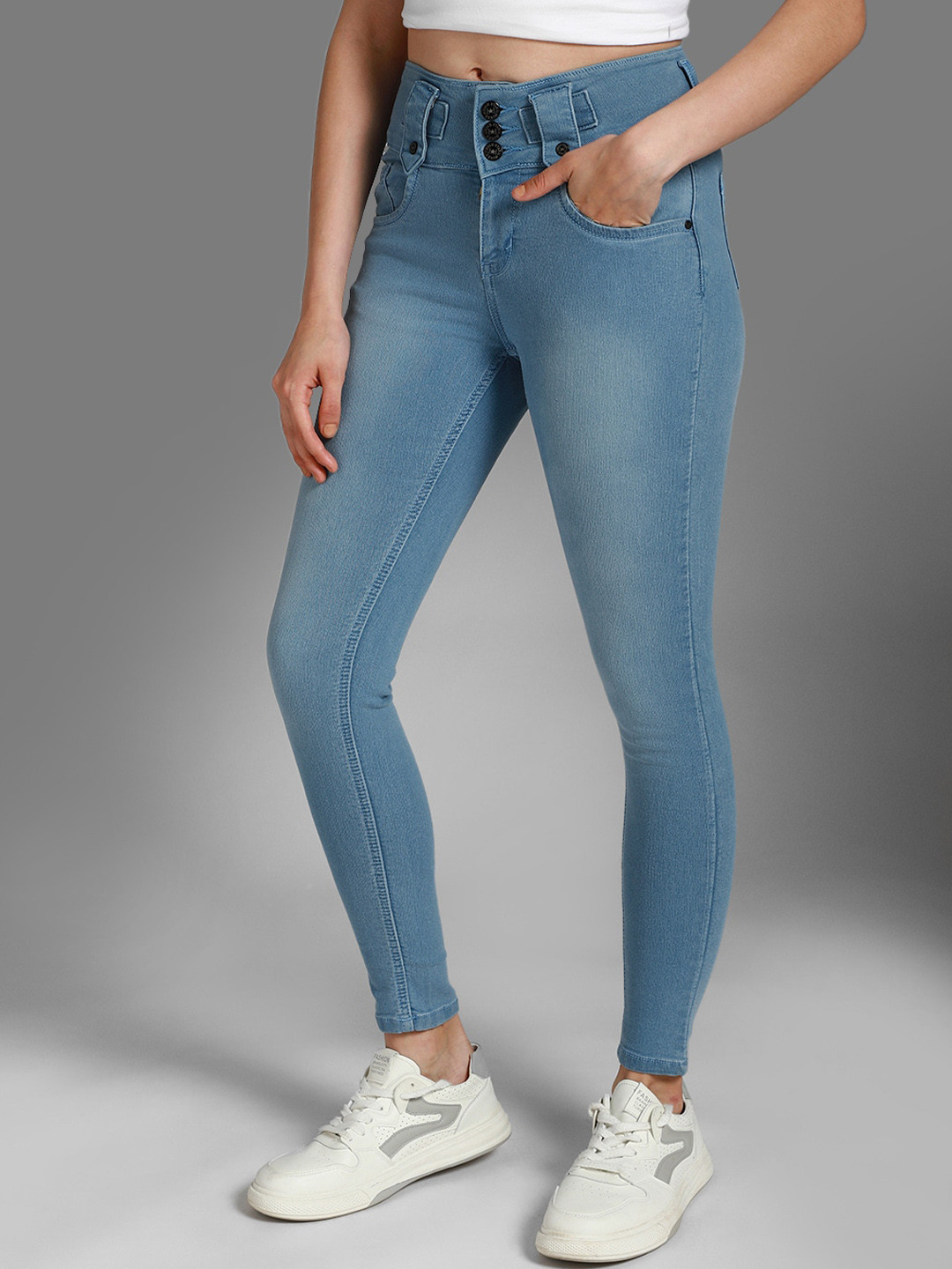 

High Star Women Slim Fit High-Rise Clean Look Light Fade Stretchable Cropped Jeans, Blue
