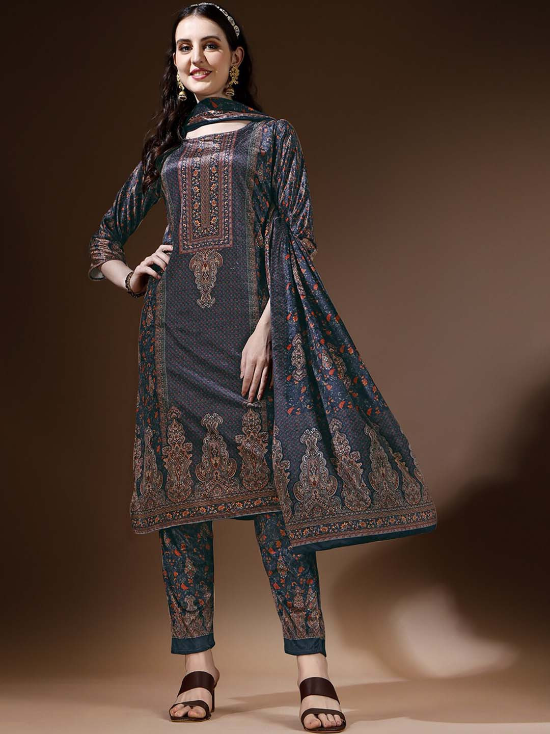 

Ziva Fashion Ethnic Motifs Printed Velvet Kurta & Trousers With Dupatta, Grey