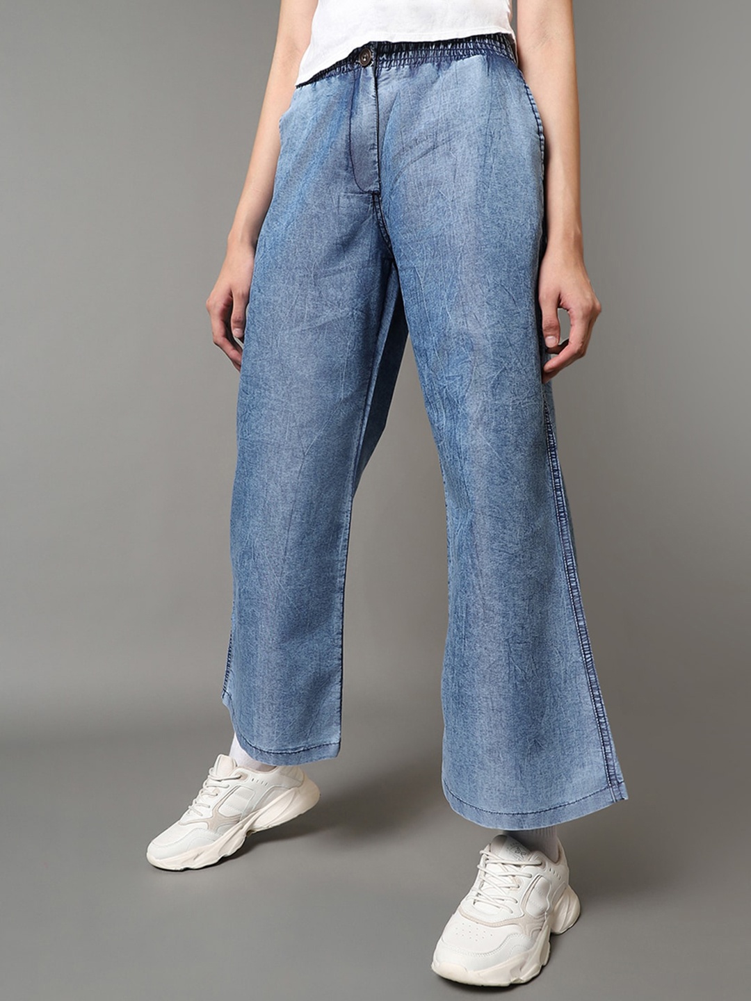 

Bewakoof Women Relaxed Straight Leg Acid Wash Cotton Bootcut Trousers, Blue