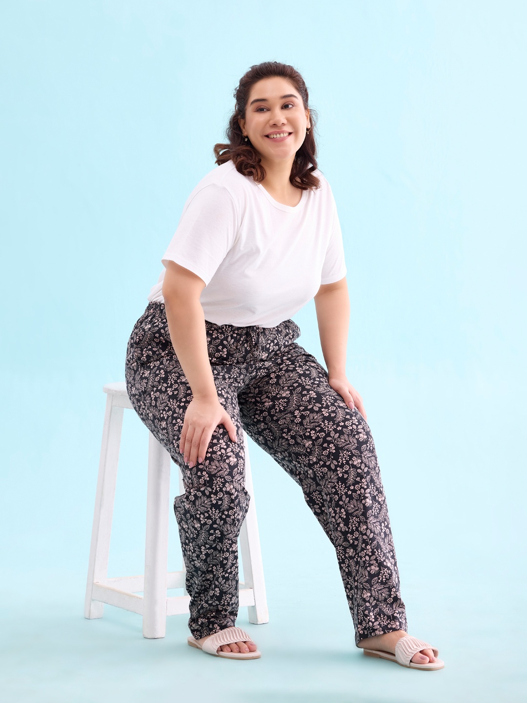 

Go Colors Women Printed Cotton Lounge Pants, Black