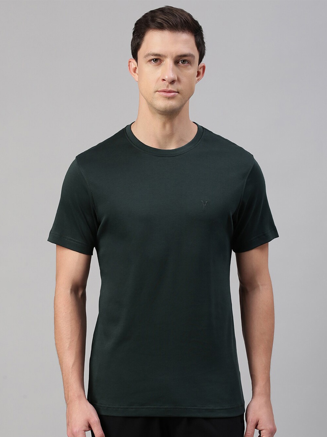 

Van Heusen Round Neck Cotton Sports T-Shirt, Green