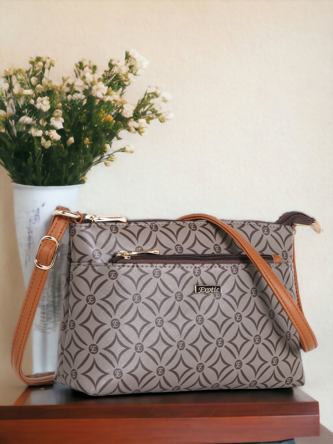 

Exotic Geometric Printed Structured Sling Bag, Grey