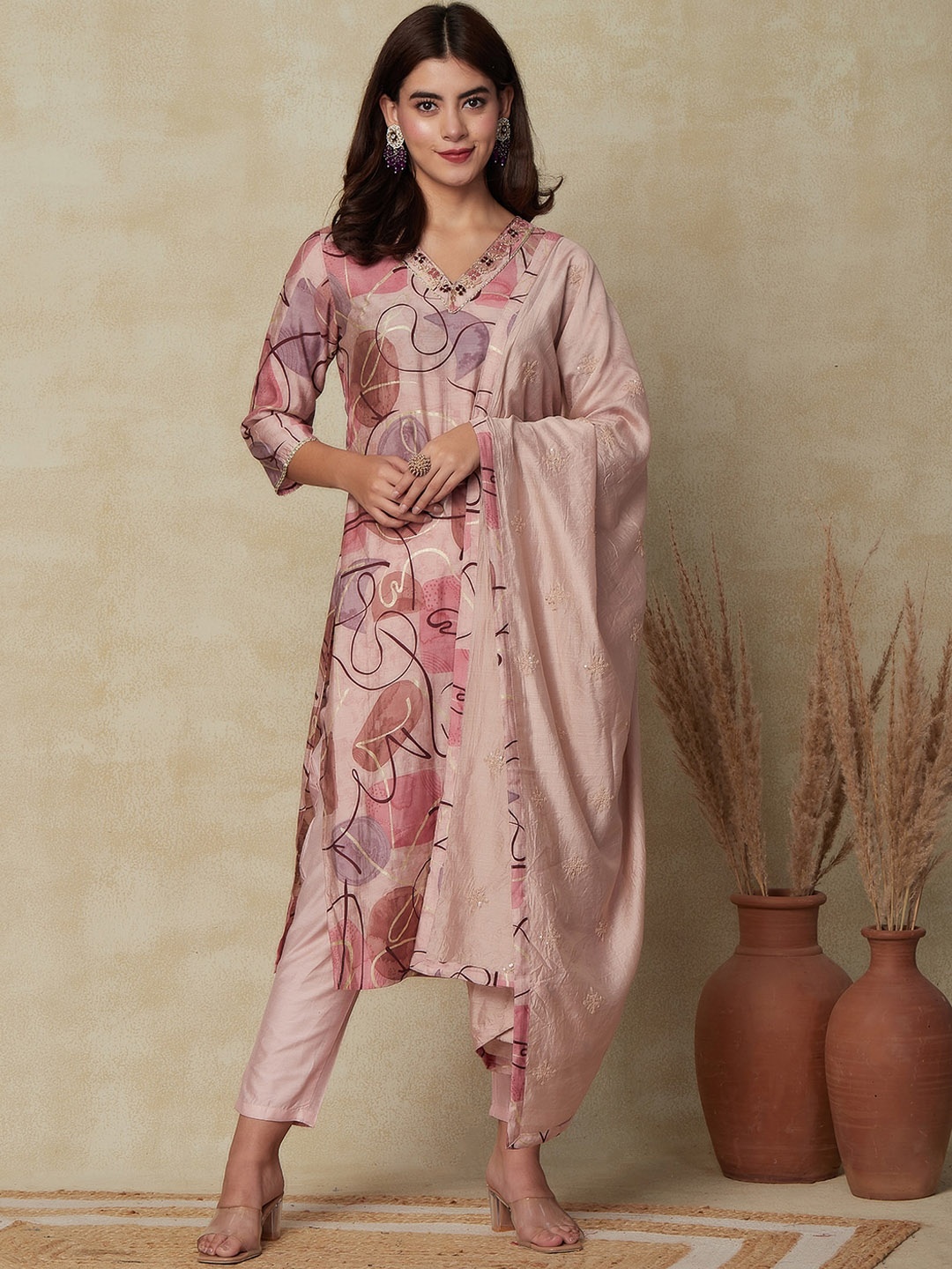 

FASHOR Pink & Lavender Foil Printed Embroidered Regular Kurta with Trousers & Dupatta