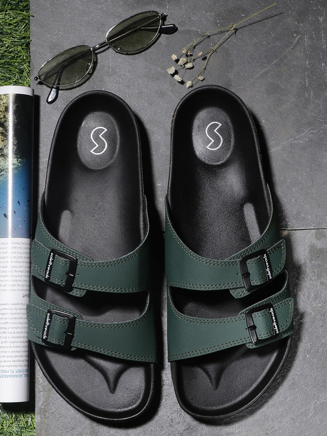 

Solethreads Men Lightweight Comfort Sandals, Olive