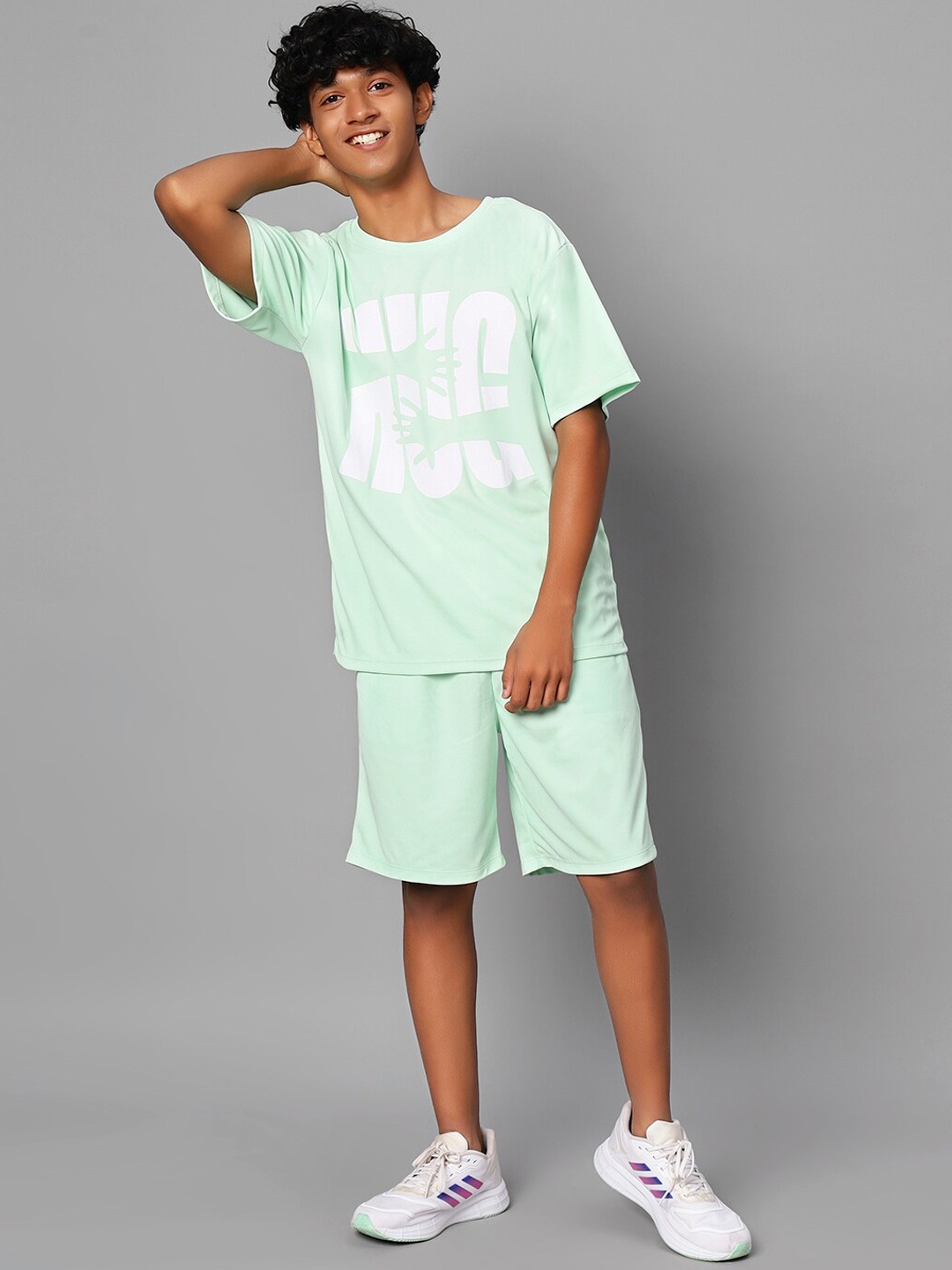 

TeenTrums Printed Tshirt With Shorts, Sea green