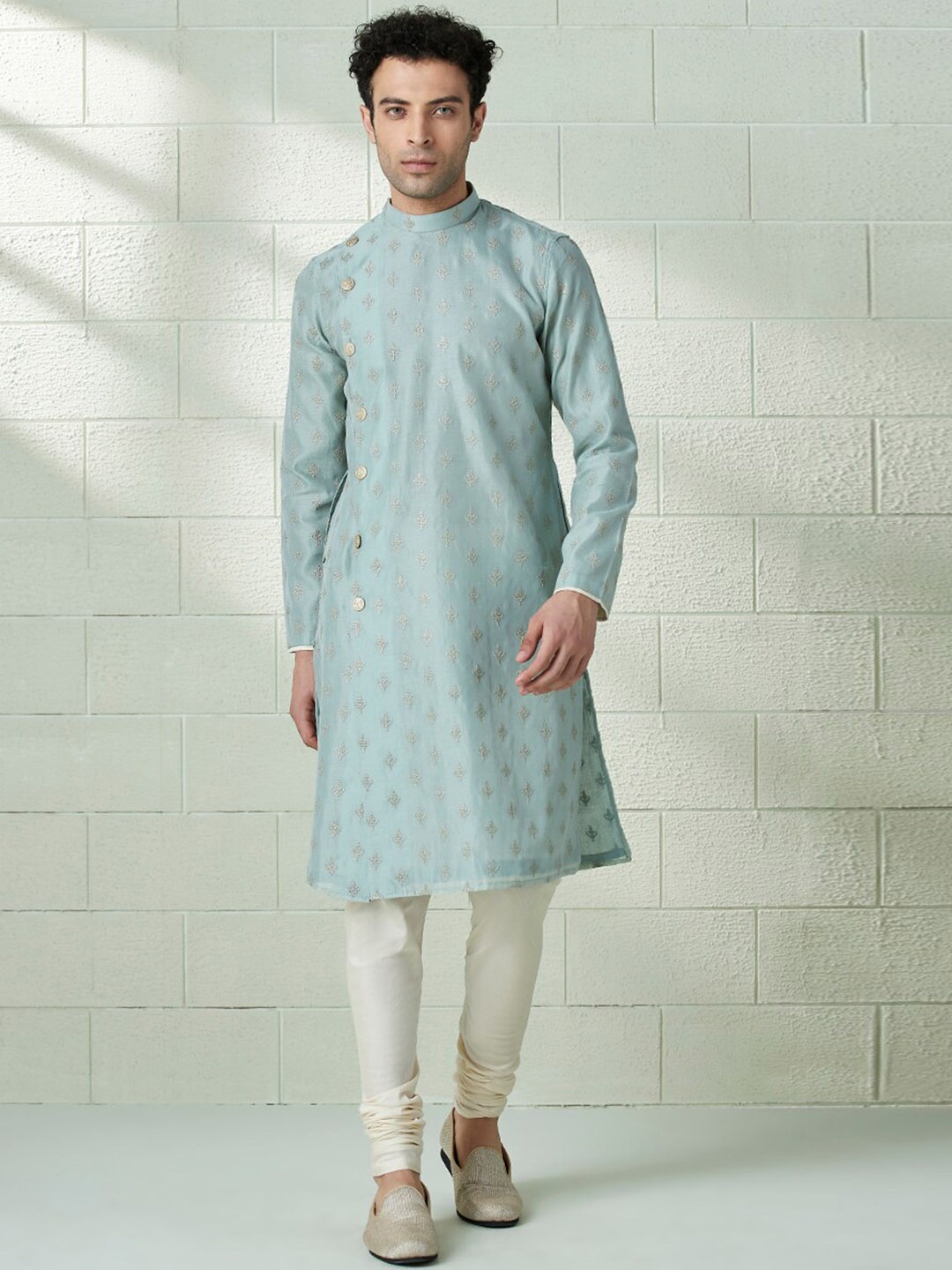 

Twamev Ethnic Motifs Woven Designed Regular Kurta With Churidar, Green