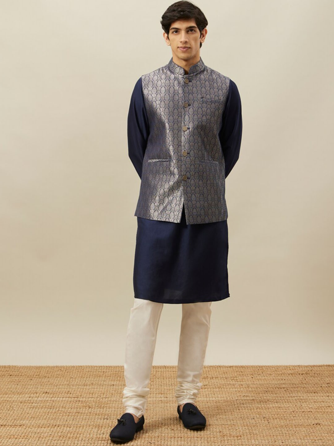 

Twamev Mandarin Collar Kurta with Pyjamas And Nehru Jacket, Navy blue