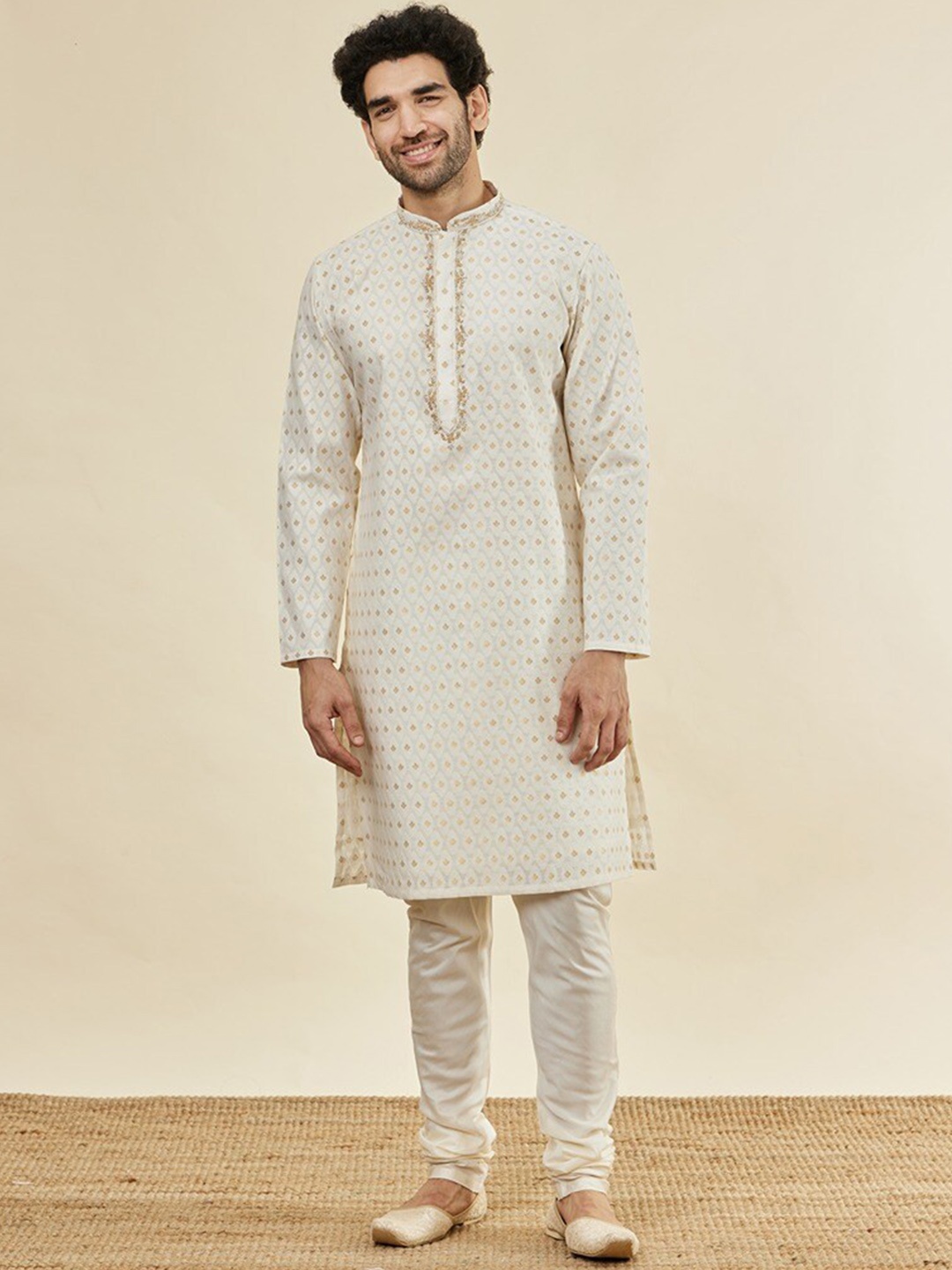 

Twamev Floral Printed Mandarin Collar Long Sleeve Regular Kurta With Churidar, Cream