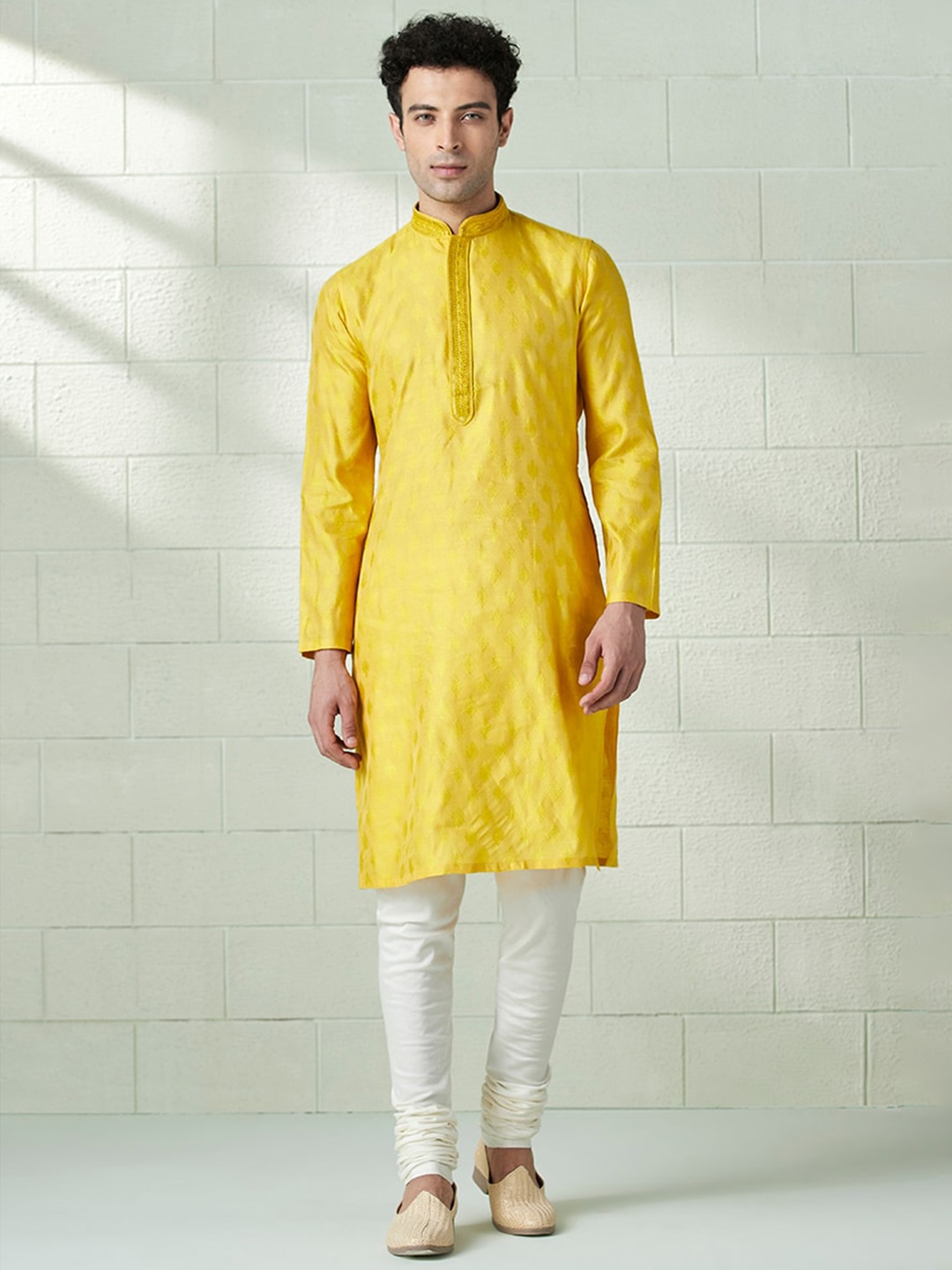 

Twamev Ethnic Woven Design Regular Kurta with Pyjamas, Yellow