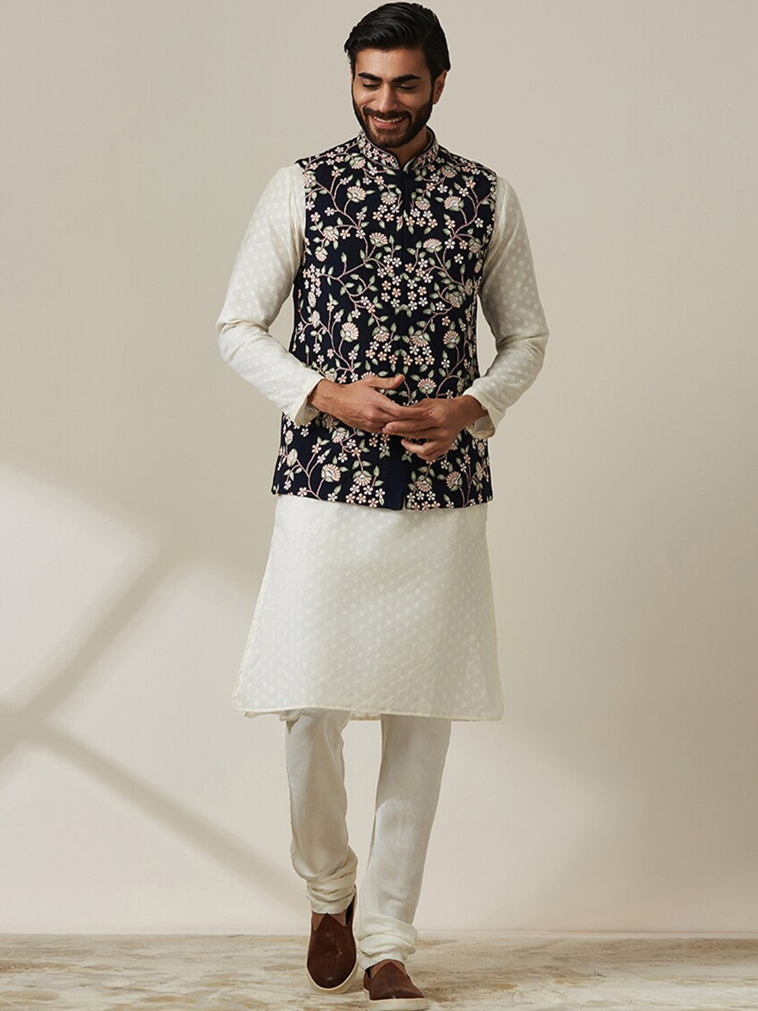 

Twamev Ethnic Woven Design Mandarin Collar Regular Kurta with Churidar & Nehru Jacket, Blue