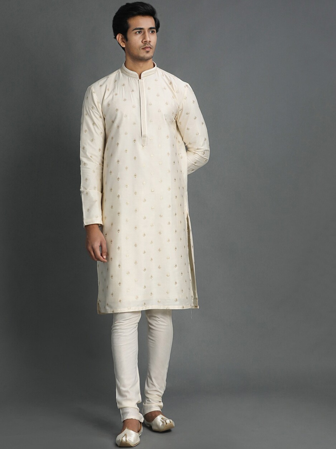 

Twamev Ethnic Motifs Embroidered Straight Kurta With Churidar, Cream