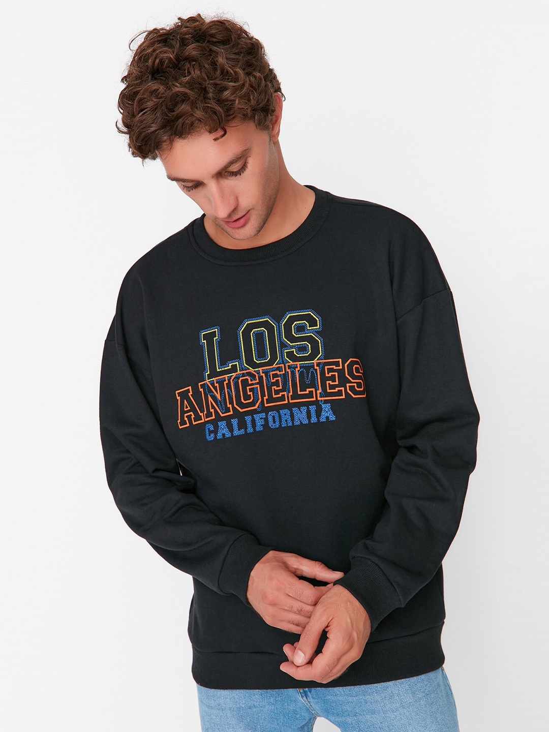 

Trendyol Typography Printed Round Neck Long Sleeves Pullover Sweatshirt, Black