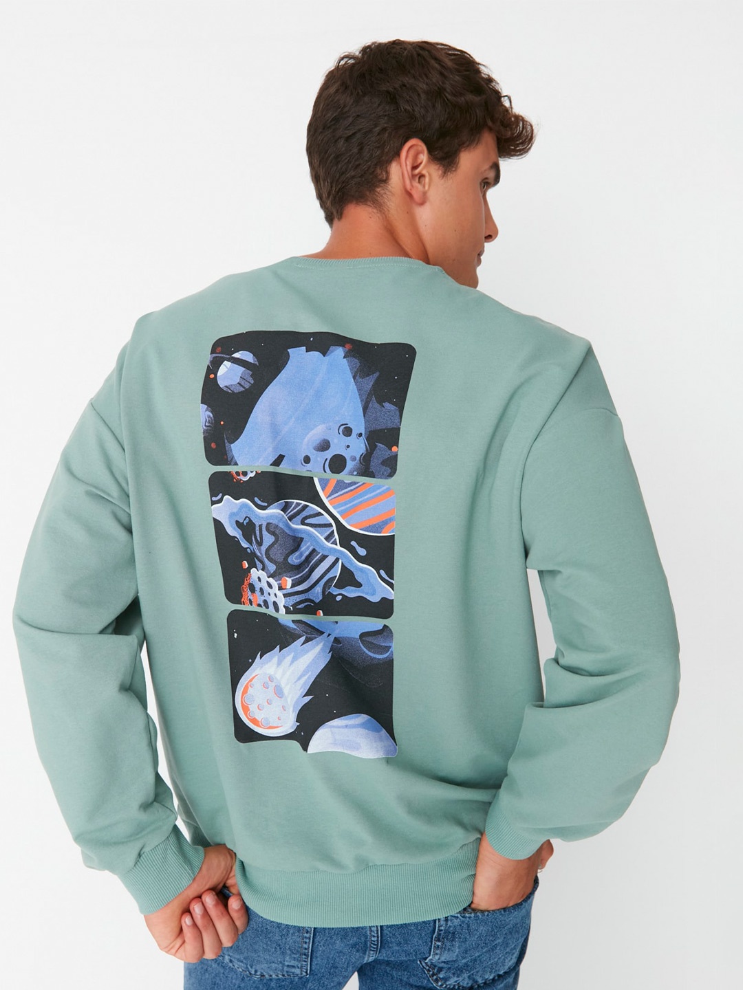 

Trendyol Graphic Printed Pullover Sweatshirt, Green